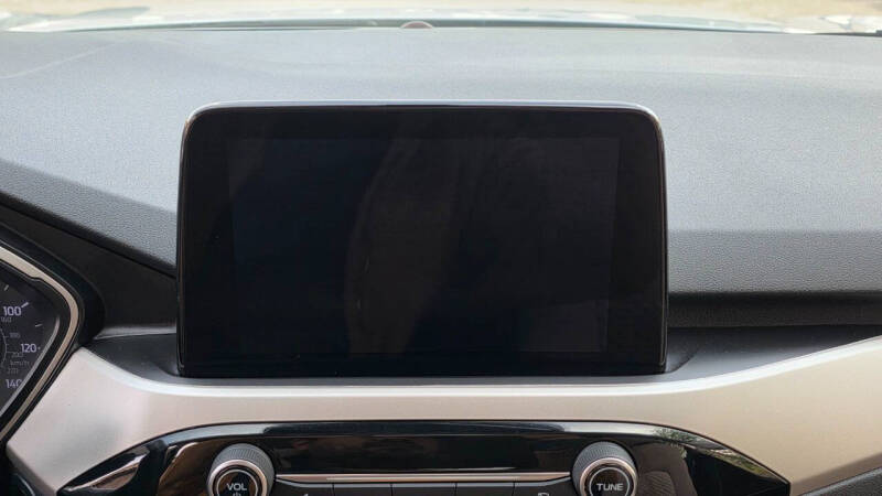 2020 Ford Escape SE