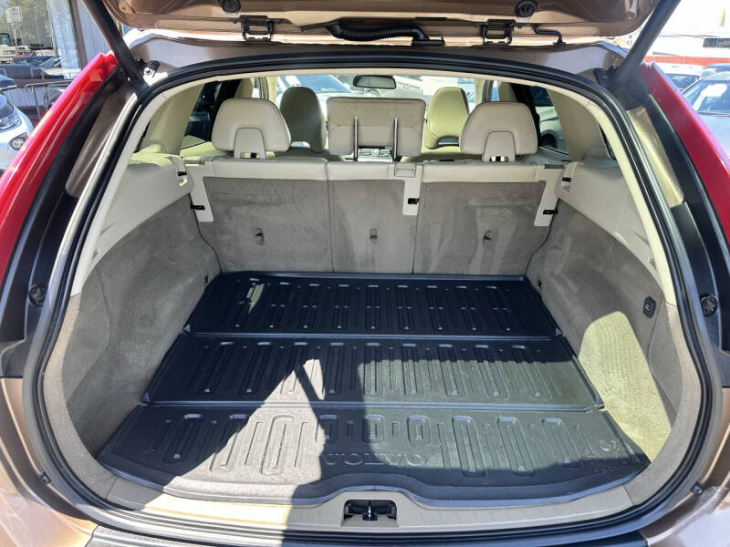 2013 Volvo XC60 3.2 Premier Plus