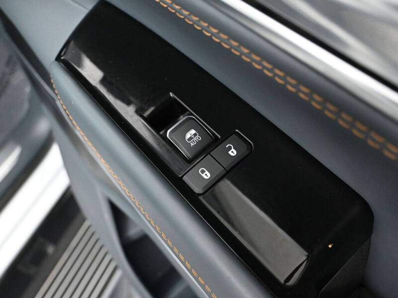 2023 Jeep Grand Wagoneer L Series II