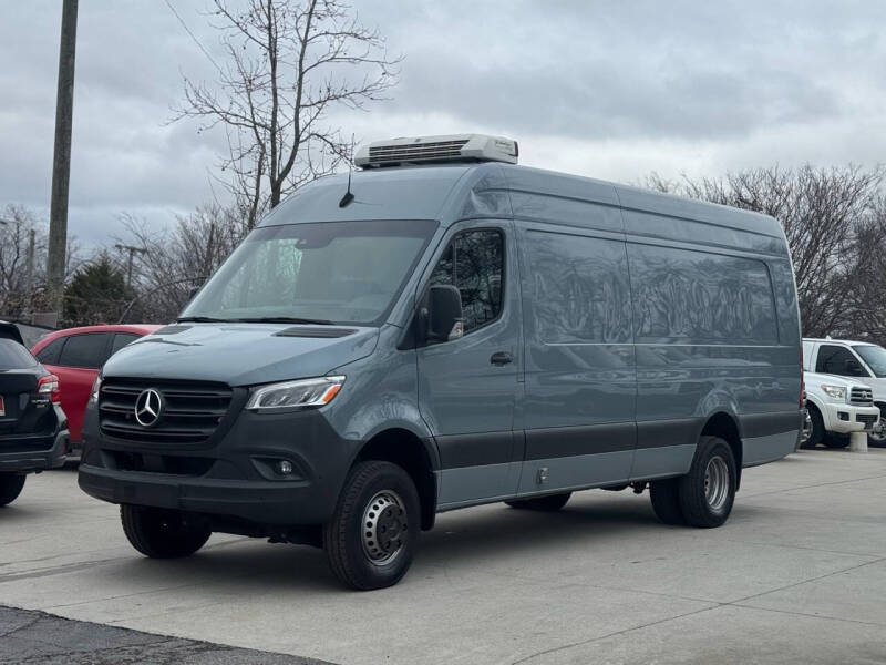 2022 Mercedes-Benz Sprinter Cargo Van Base's photo
