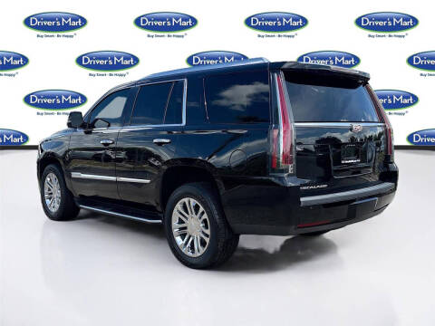 2018 Cadillac Escalade Standard