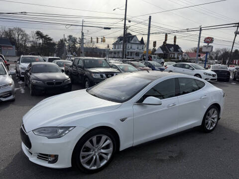 2016 Tesla Model S 90D