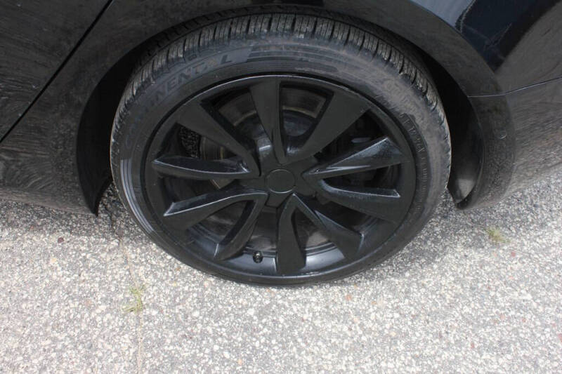 2019 Tesla Model 3 Standard Range Plus