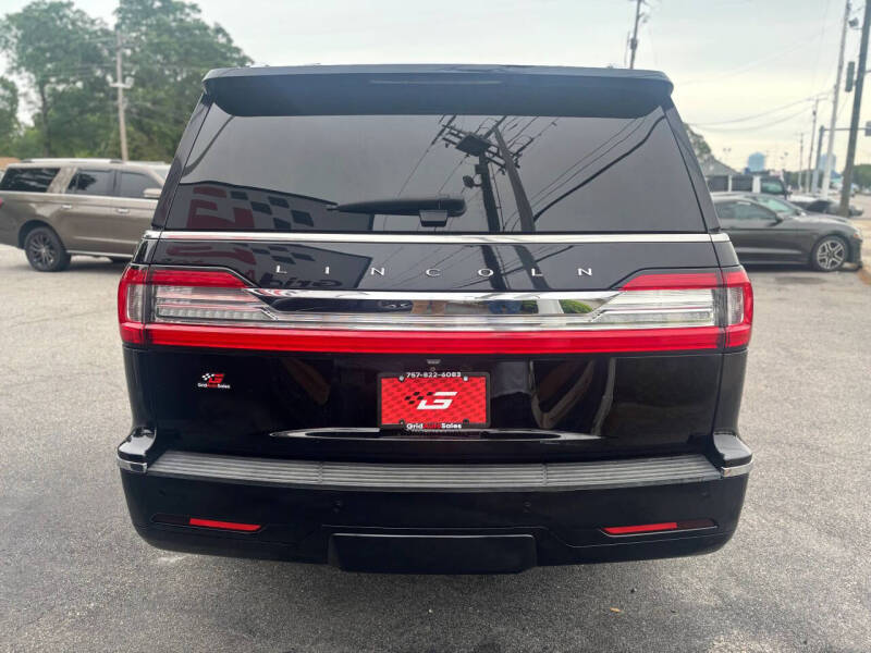 2018 Lincoln Navigator Select