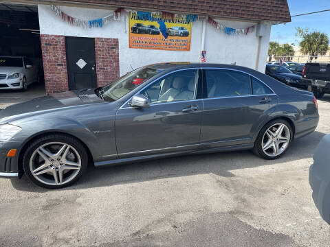 2011 Mercedes-Benz S-Class S 63 AMG