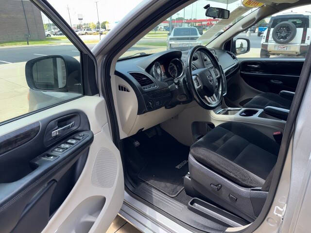 2016 Dodge Grand Caravan SXT