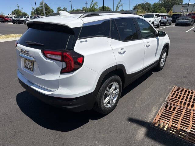 2022 GMC Terrain SLE