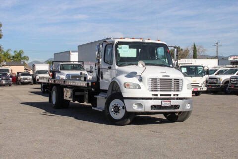 2015 Freightliner M2 106
