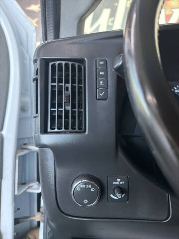 2017 Chevrolet Express LS 3500