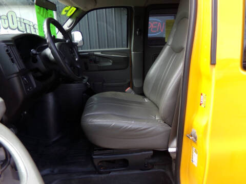 2005 Chevrolet Express 3500 LS