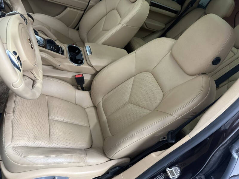 2014 Porsche Cayenne