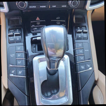 2018 Porsche Cayenne Platinum Edition