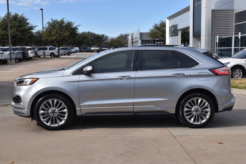 2020 Ford Edge Titanium