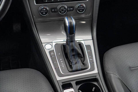 2016 Volkswagen e-Golf SEL Premium