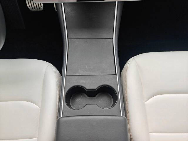 2019 Tesla Model 3 Performance