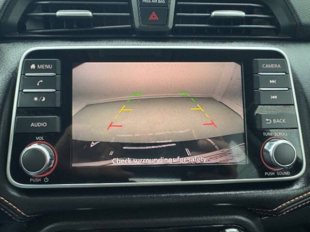 2020 Nissan Versa SR