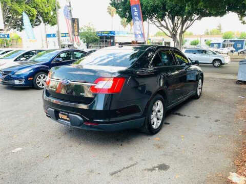 2011 Ford Taurus SEL