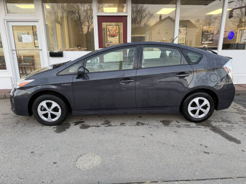 2012 Toyota Prius Two