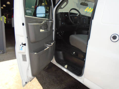 2017 Chevrolet Express 2500