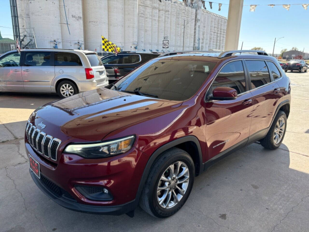 2019 Jeep Cherokee for sale at Kansas Auto Sales in Ulysses, KS