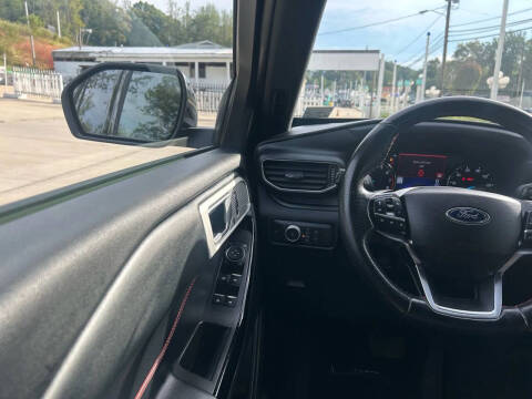 2022 Ford Explorer ST-Line