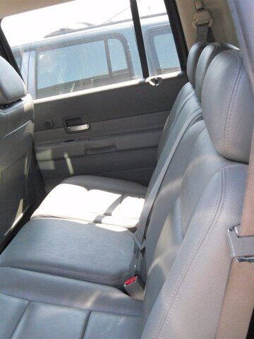 Black 2005 Dodge Durango SLT SLT 4WD 4dr SUV 6