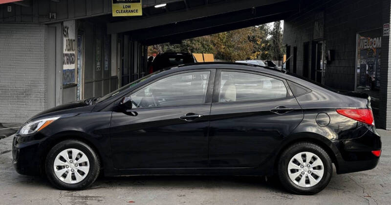 2016 Hyundai Accent SE photo 11