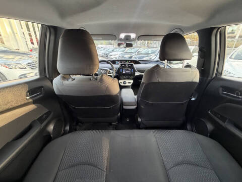2016 Toyota Prius Two