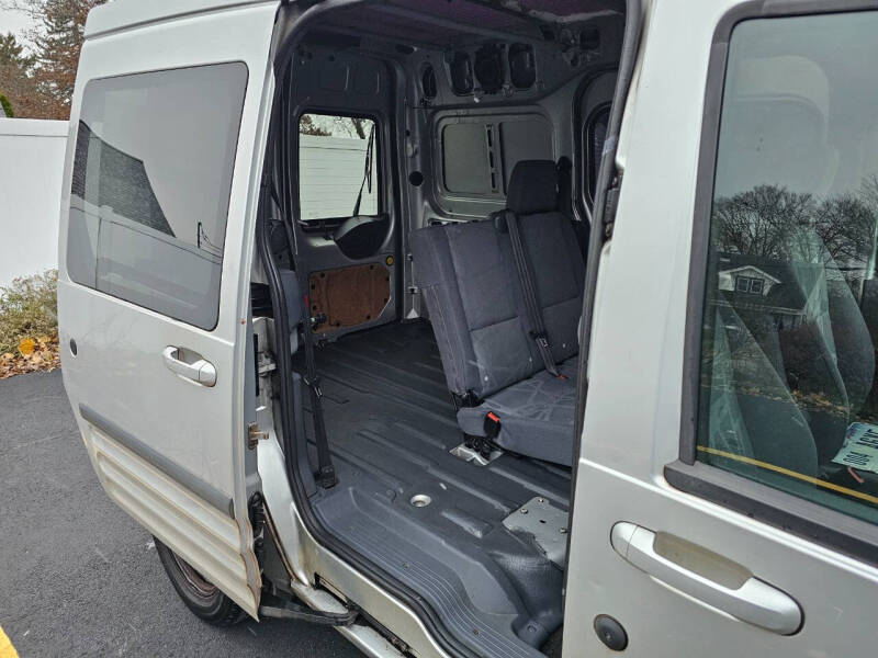 2013 Ford Transit Connect XLT photo 29