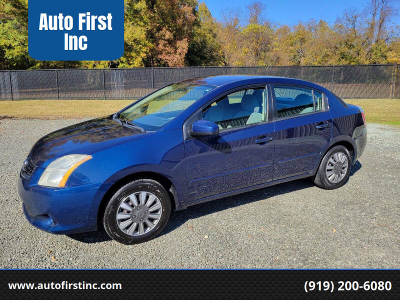 2010 Nissan Sentra's photo