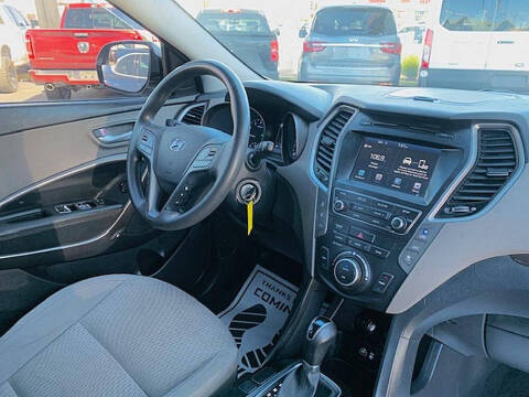 2018 Hyundai Santa Fe SE