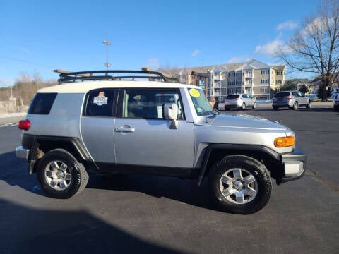 2007 Toyota FJ Cruiser for sale at R C Motors in Lunenburg MA