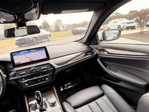 2021 BMW 5 Series 530i