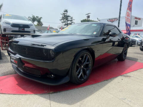 2019 Dodge Challenger for sale at Auto Max of Ventura in Ventura CA