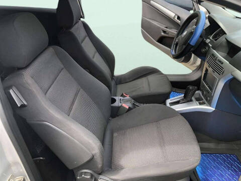 2008 Saturn Astra XR