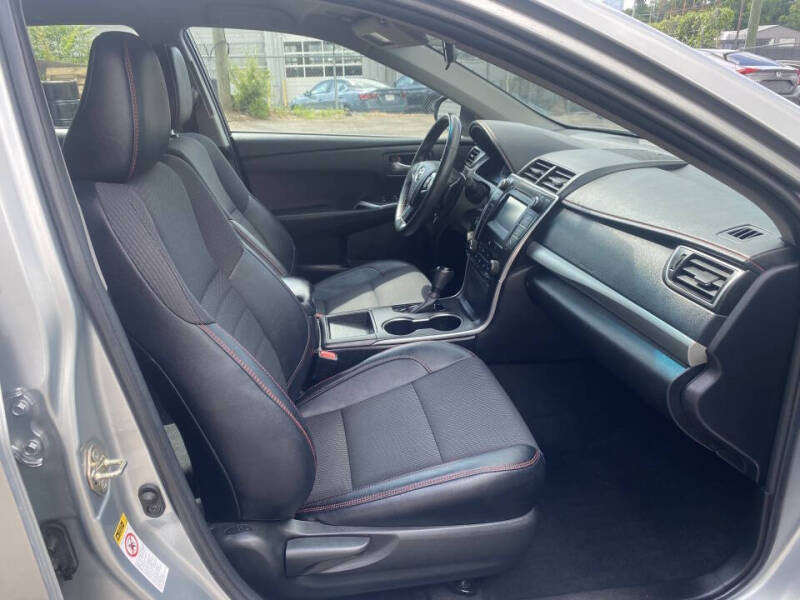 2017 Toyota Camry LE