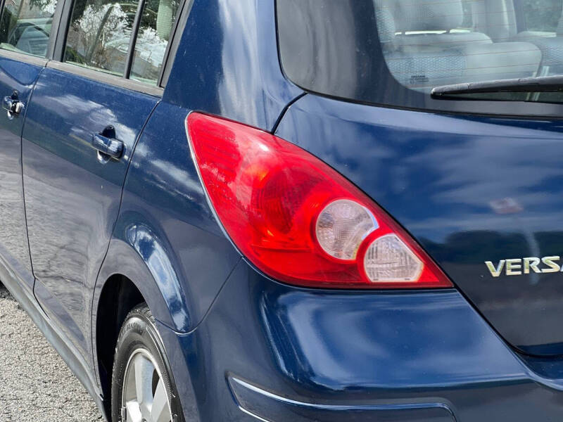 2007 Nissan Versa 1.8 SL