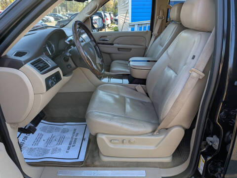 2011 Cadillac Escalade Premium