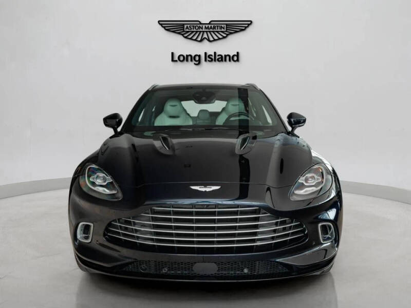 2023 Aston Martin DBX