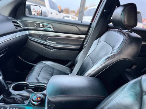 2017 Ford Explorer Sport