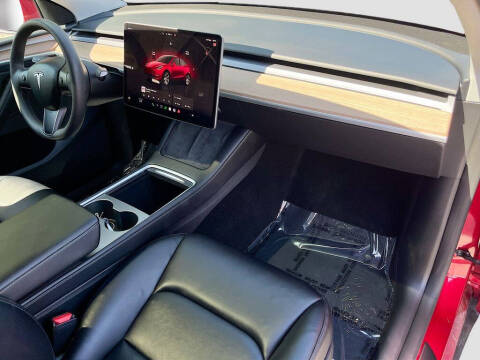 2024 Tesla Model Y Long Range