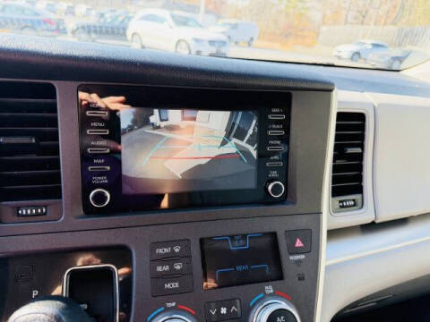 2020 Toyota Sienna L 7-Passenger