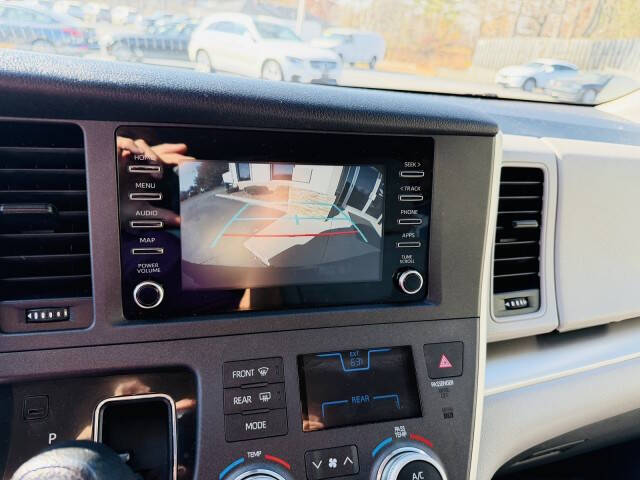 2020 Toyota Sienna L 7-Passenger