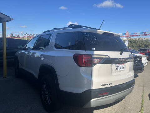 2019 GMC Acadia SLT-1