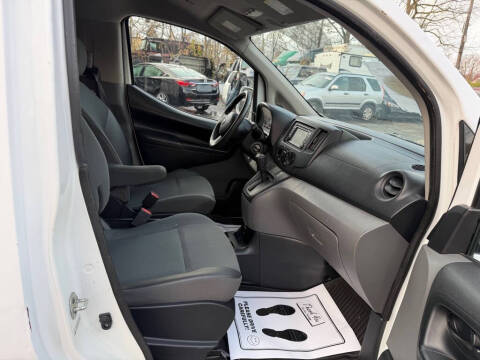 2015 Nissan NV200 SV