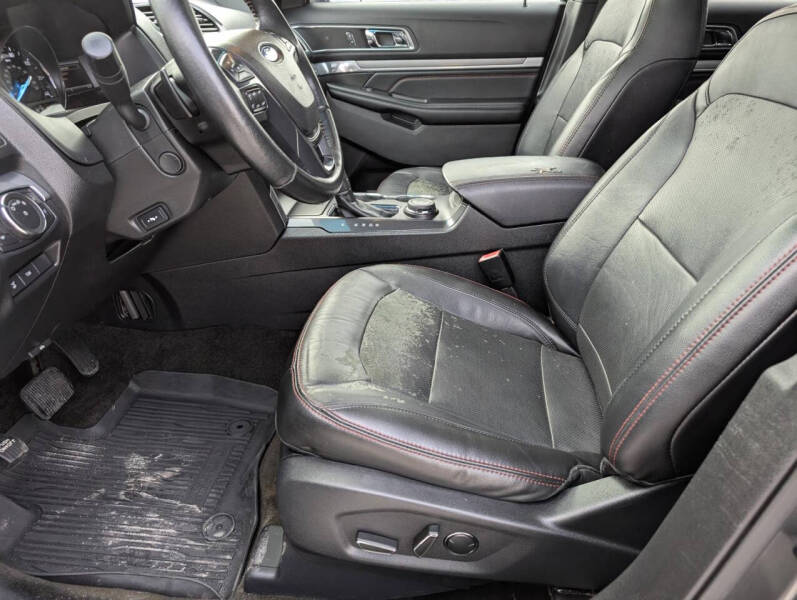 2017 Ford Explorer Sport
