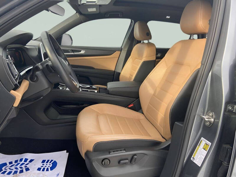 2024 Volkswagen Atlas Cross Sport SEL R-Line 4Motion