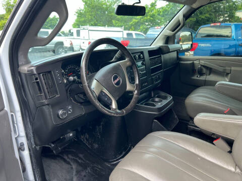 2018 GMC Savana 2500