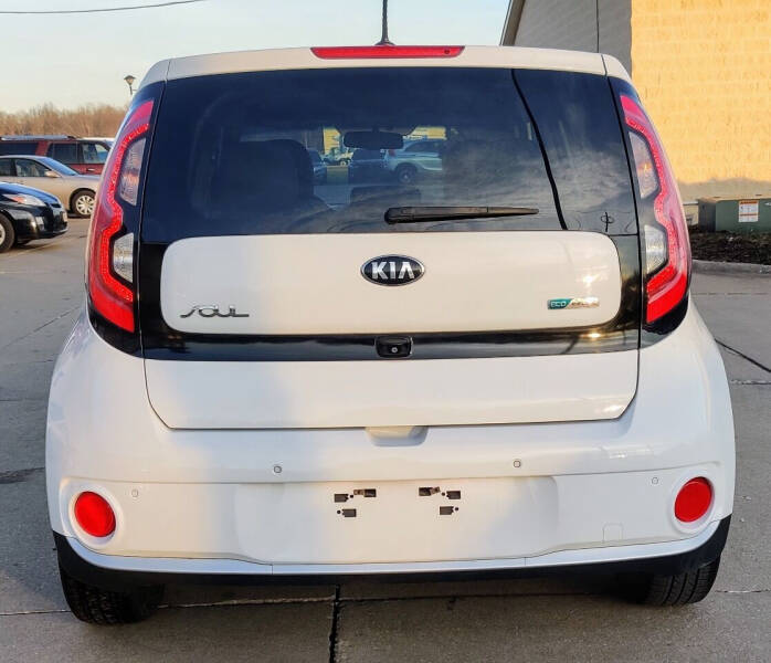 2015 Kia Soul EV +