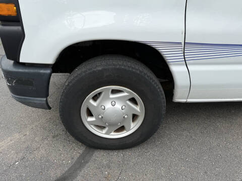 2011 Ford E-Series E-250